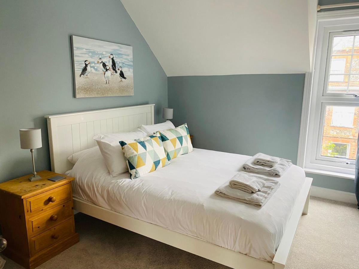 Coast House Cromer - Sleeps 15, Hot Tub, Sea Views Villa Eksteriør billede